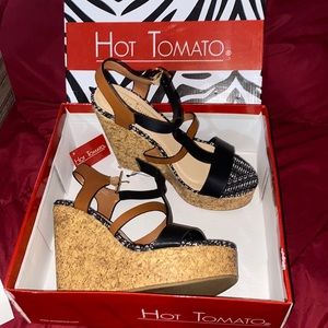 Hot Tomato Wedge heels Size 9